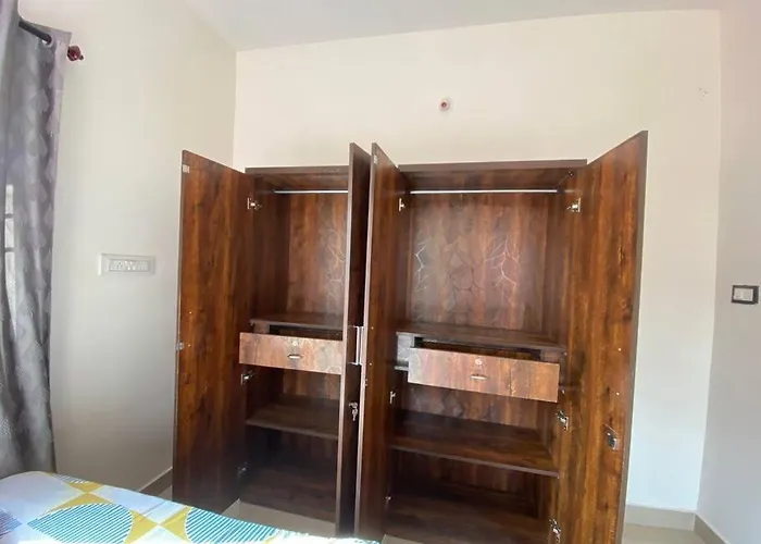 Big Studio Rooms With Patio-Only For Girls& Couple