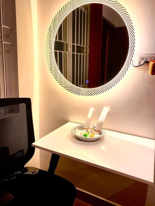 Big With Patio-only For Girls& Couple Apartment Bangalore